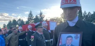 Şehit Astsubay Çalış, son yolculuğuna uğurlandı