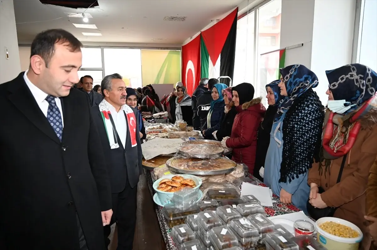 Seydişehir İlçe Müftülüğü Gazze Yararına Kermes Düzenledi