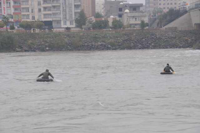 Şırnak'ta 2 kız kardeş Dicle Nehri'ne atladı biri kurtarıldı diğer kardeş için arama başlatıldı