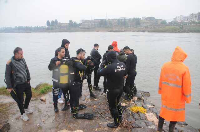 Şırnak'ta 2 kız kardeş Dicle Nehri'ne atladı biri kurtarıldı diğer kardeş için arama başlatıldı