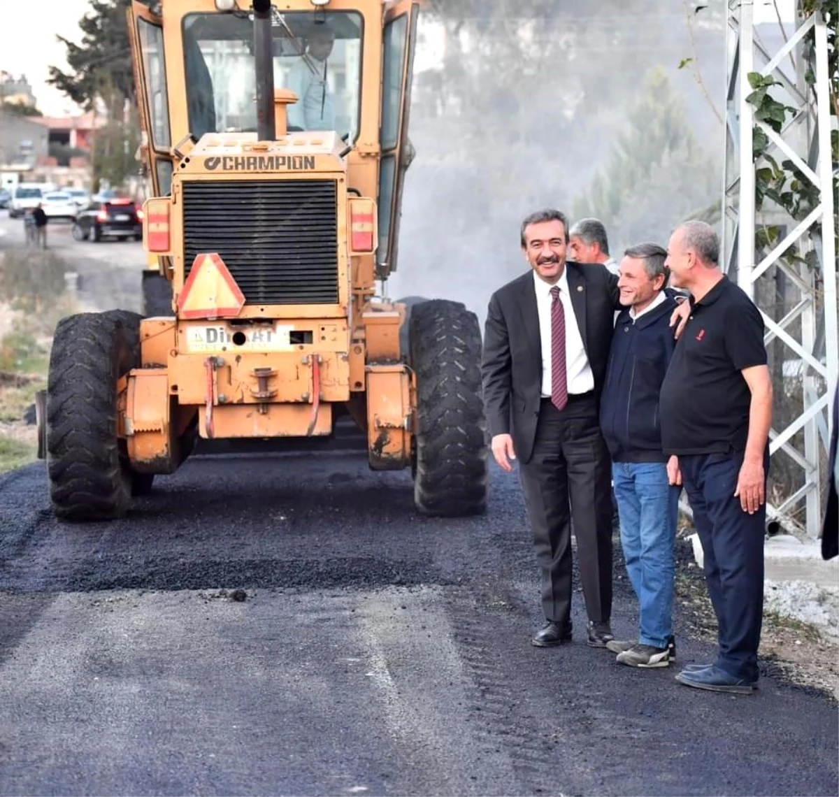 Çukurova Belediye Başkanı Salbaş\'ta Davul-Zurna ve Kurbanlarla Karşılandı