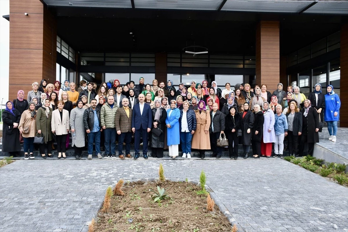 Terme Belediye Başkanı Ali Kılıç, Kadınlarla Bir Araya Geldi