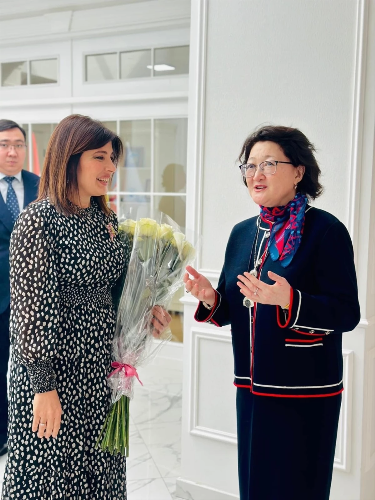 Eski Kazakistan Kültür Bakanı Aktotı Raimkulova, Türk Kültür ve Miras Vakfı Başkanlığına atandı