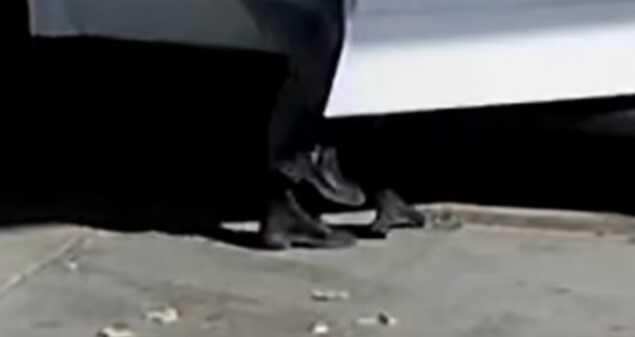 ABD' 2 yaşındaki çocuk otomobilde bırakılan silahla kendini vurarak öldürdü