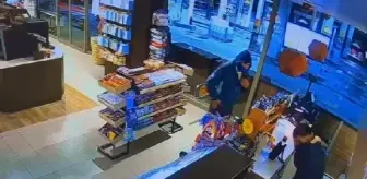 Akaryakıt istasyonunda hırsızlık