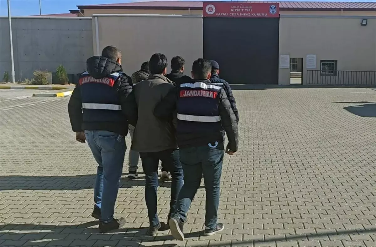 Gaziantep\'te 3 düzensiz göçmen yakalandı