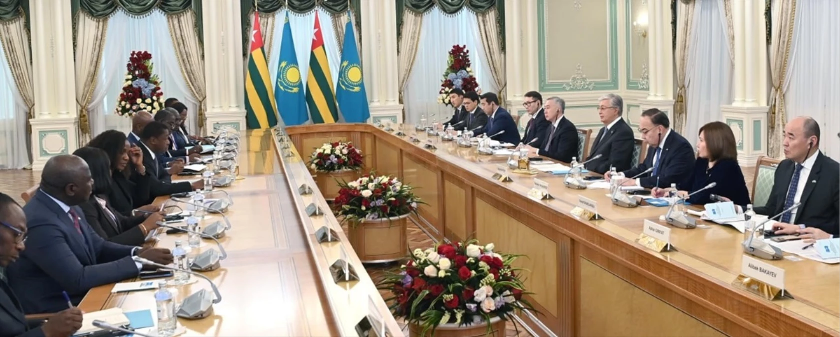Kazakistan ve Togo Cumhurbaşkanları Astana\'da bir araya geldi