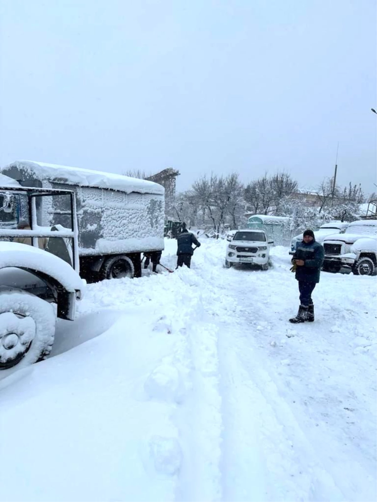 Ukrayna\'da kar fırtınası: 10 ölü, 23 yaralı