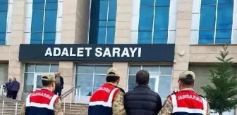 Van'da 114 kaçak göçmen yakalandı, 13 şüpheli gözaltına alındı