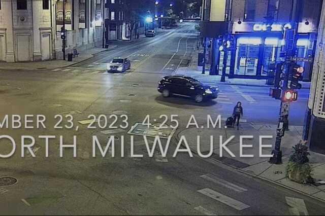 Amerika'da bir silahlı grup şehrin en işlek caddesinde silahla araç durdurup soygun yaptı