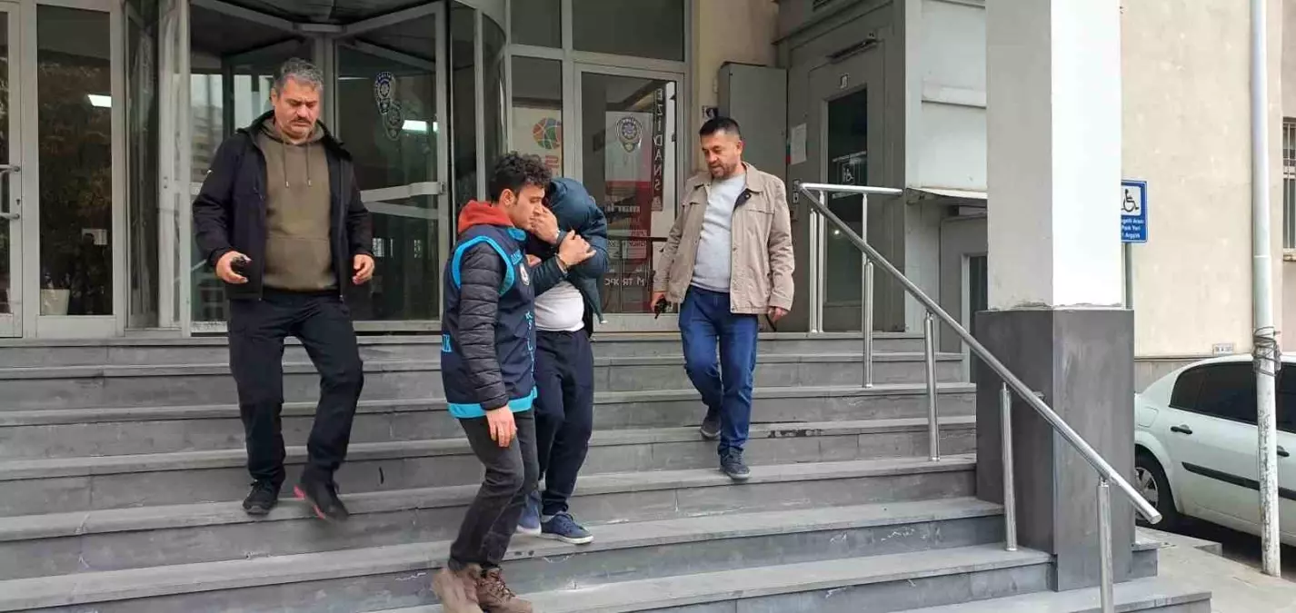 Kayseri\'de Bağ Evlerinden Hırsızlık Yapan 4 Kişi Yakalandı