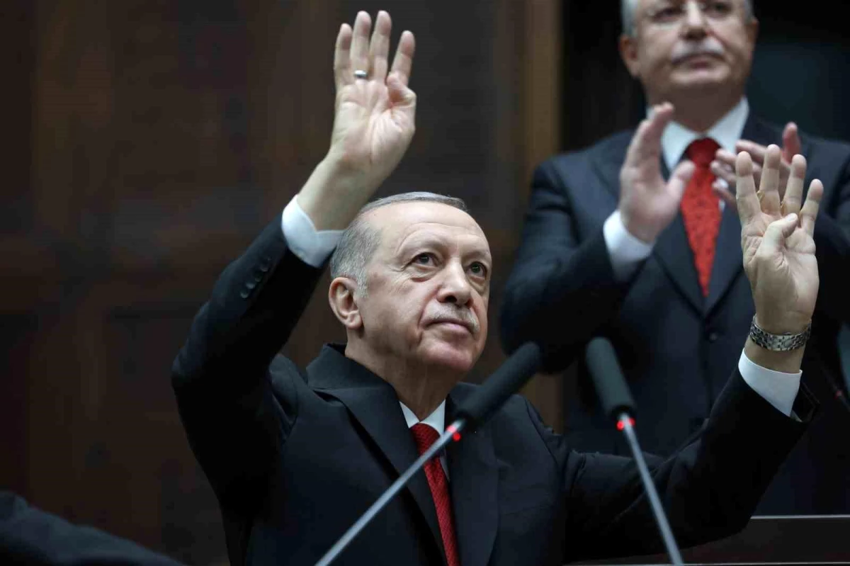 Cumhurbaşkanı Erdoğan: "Merkez Bankası brüt rezervlerimizin Eylül 2014\'ten bu yana ilk kez 134,5 milyar dolara çıktığının müjdesini de sizlerle...
