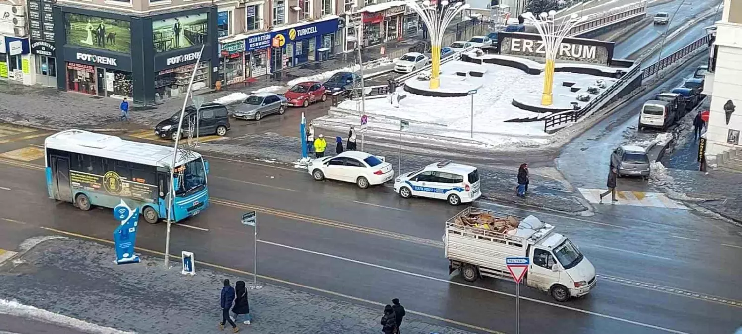Erzurum\'da Ekim Ayında 3 Bin 360 Araç Trafiğe Kaydedildi