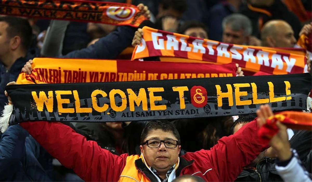 Galatasaray - Manchester United maçı İngiliz basınında: \'Kırmızı Şeytanlar üç konuda ders almışsa Galatasaray\'ı yener\'