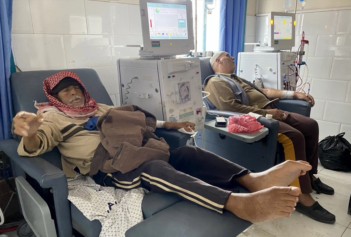 Gazze\'deki Şifa Hastanesi\'nin diyaliz bölümü yeniden hasta kabulüne başladı