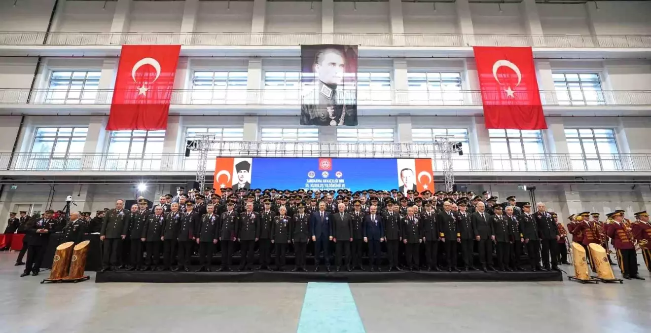 İçişleri Bakanı Ali Yerlikaya: "Jandarmamız 12 ilde hava araçlarıyla hizmete başladı"