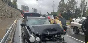 İstanbul'da zincirleme trafik kazasında 3 kişi yaralandı
