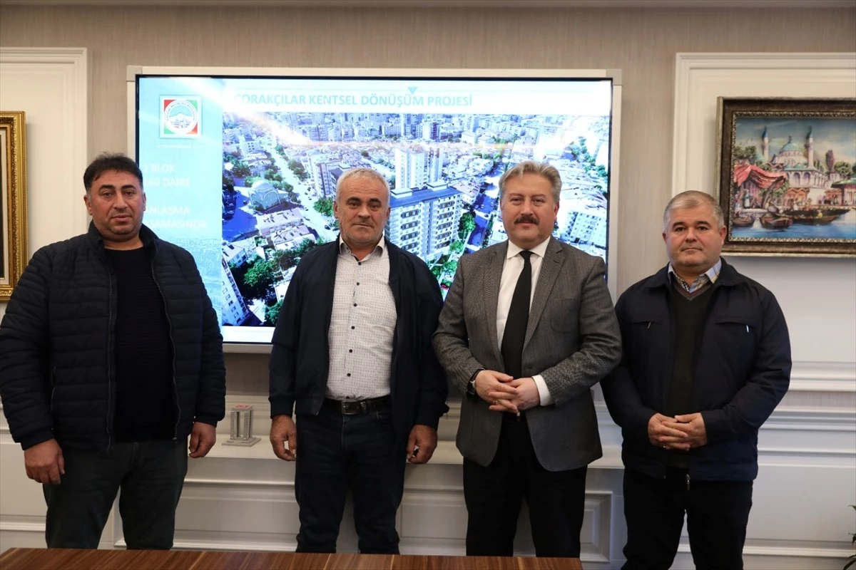 Kayseri Büyükşehir Belediye Başkanı Canlı Hayvan Borsası ve Pazar Yerini Ziyaret Etti