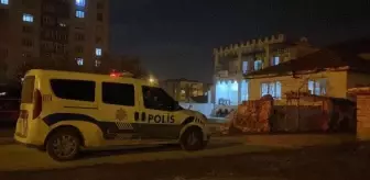 Kadın, kocasını bıçaklayarak yaraladı