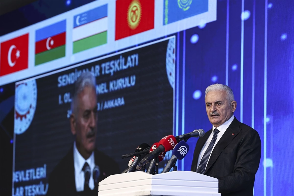 TÜRK-İŞ Genel Başkanı Ergün Atalay, Türk Devletleri Sendikalar Teşkilatı Genel Başkanlığına seçildi