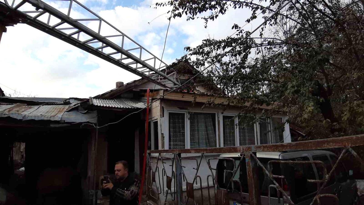 Bolu\'nun Mudurnu ilçesinde ahşap evde yangın çıktı