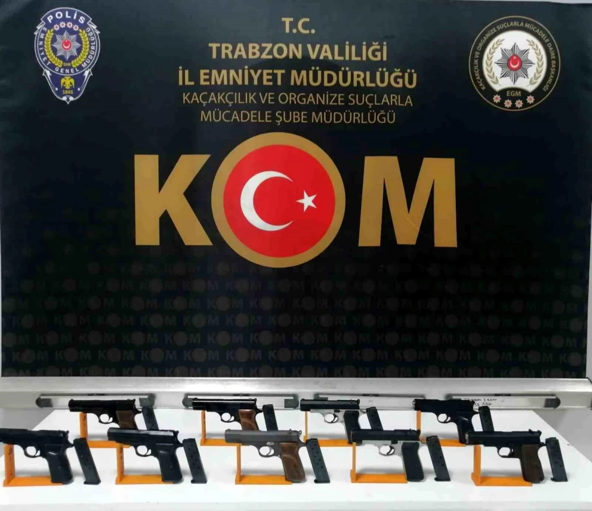 Trabzon\'da 9 Tabanca Yakalandı, 3 Kişi Gözaltına Alındı