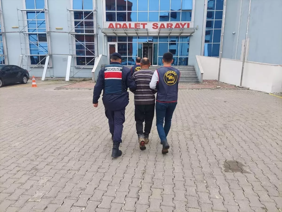 Edirne\'de firari hükümlü ahırda yakalandı