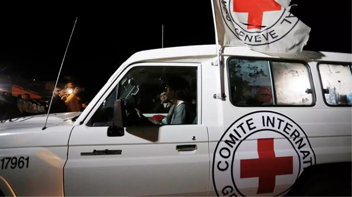 Hamas, 8 İsrailli rehineyi daha serbest bıraktı