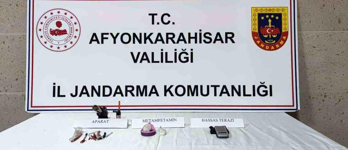Afyonkarahisar\'da 12 Gram Metamfetamin Ele Geçirildi