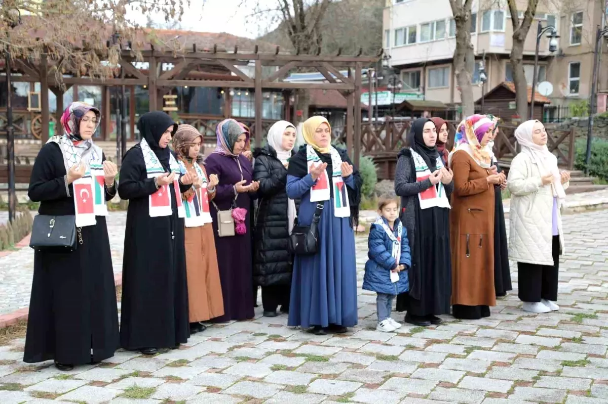 Samsun\'da İsrail\'in Gazze\'ye yönelik saldırıları protesto edildi