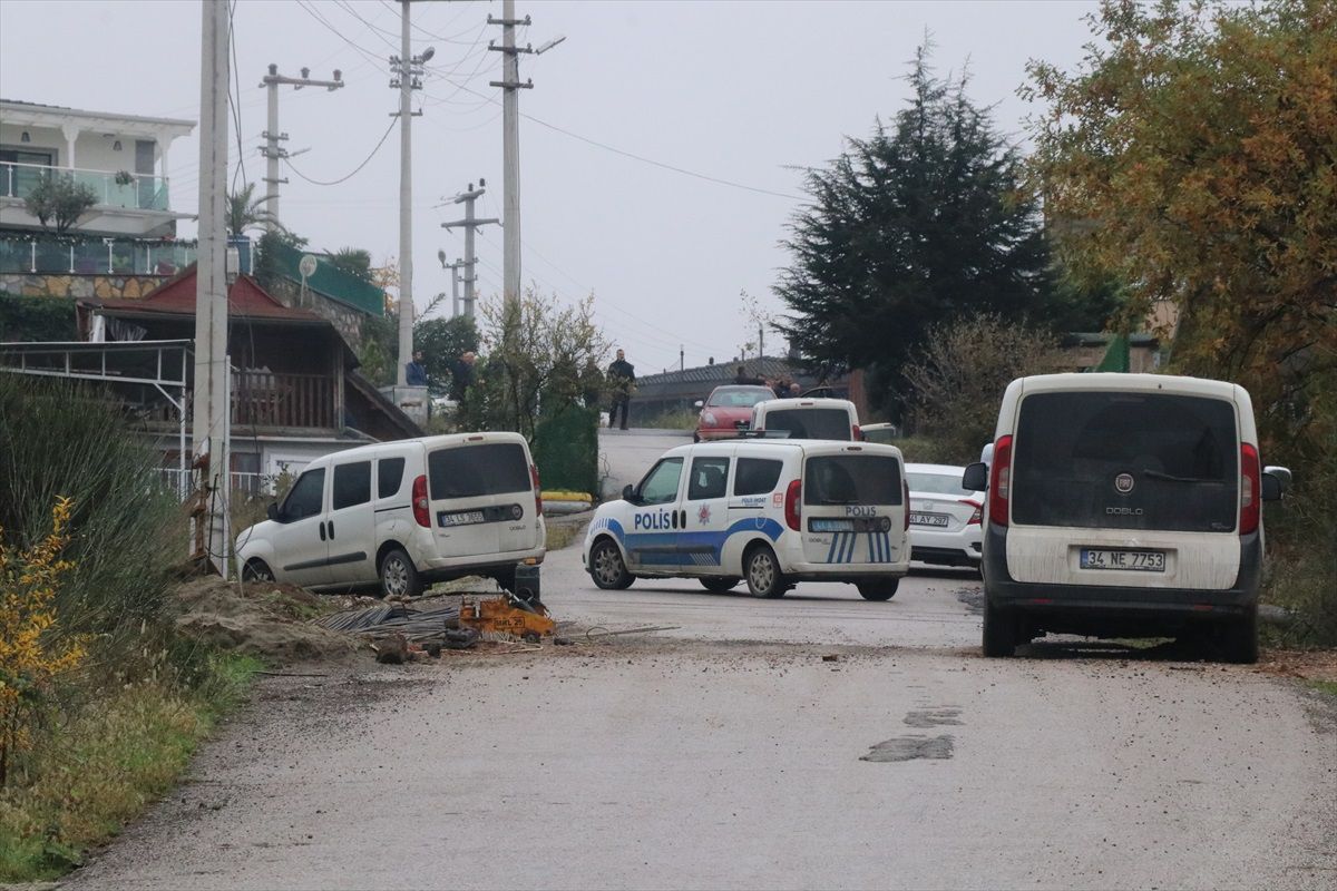 Kocaeli\'de av tüfeğiyle iş ortağını rehin alan şüpheli gözaltına alındı