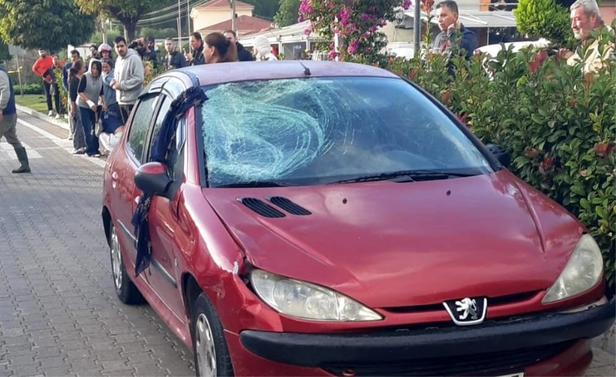 Marmaris\'te kadın otomobilin çarpması sonucu hayatını kaybetti