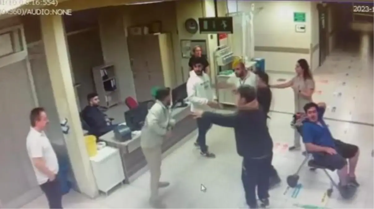 Edirne'de Doktor ve Sağlık Çalışanını Tehdit Eden Kişiye 6 Yıl 4 Ay Hapis Cezası