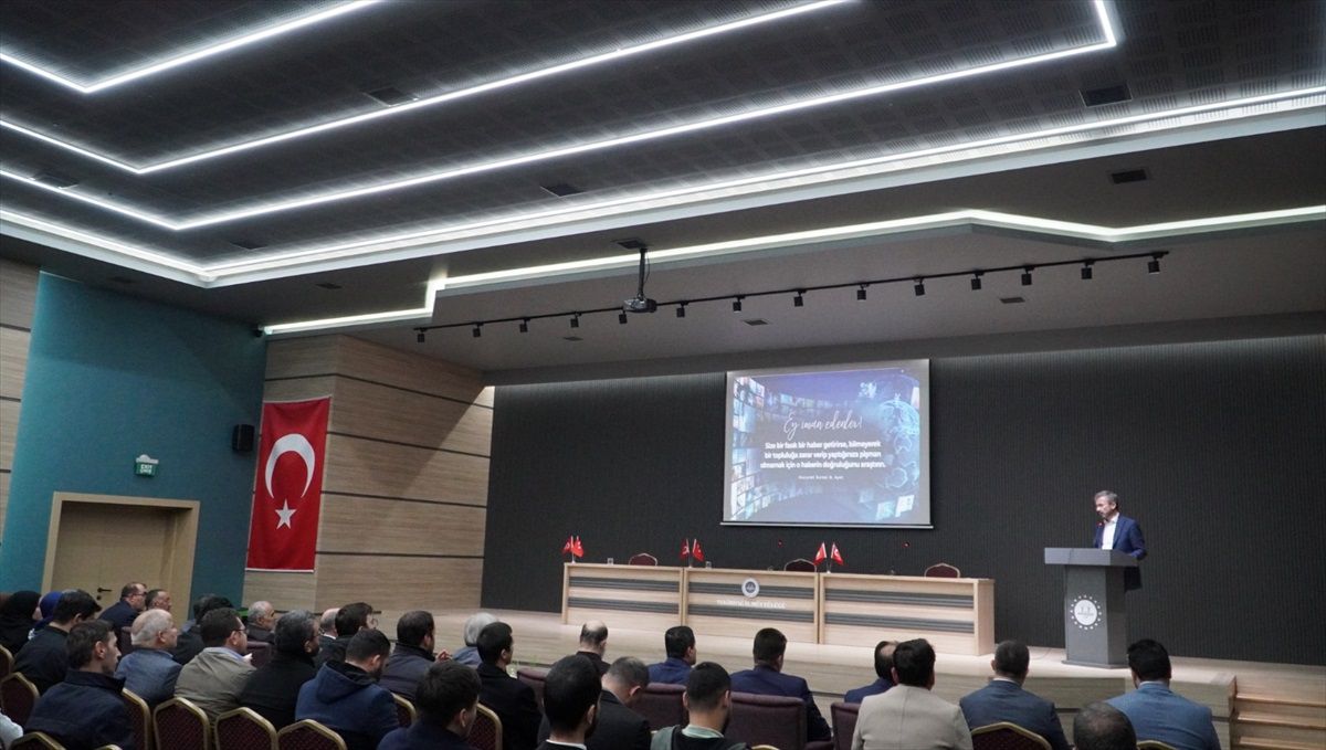 Tekirdağ\'da İl Müftülüğünce \'Dijital Medya Eğitimi\' Semineri