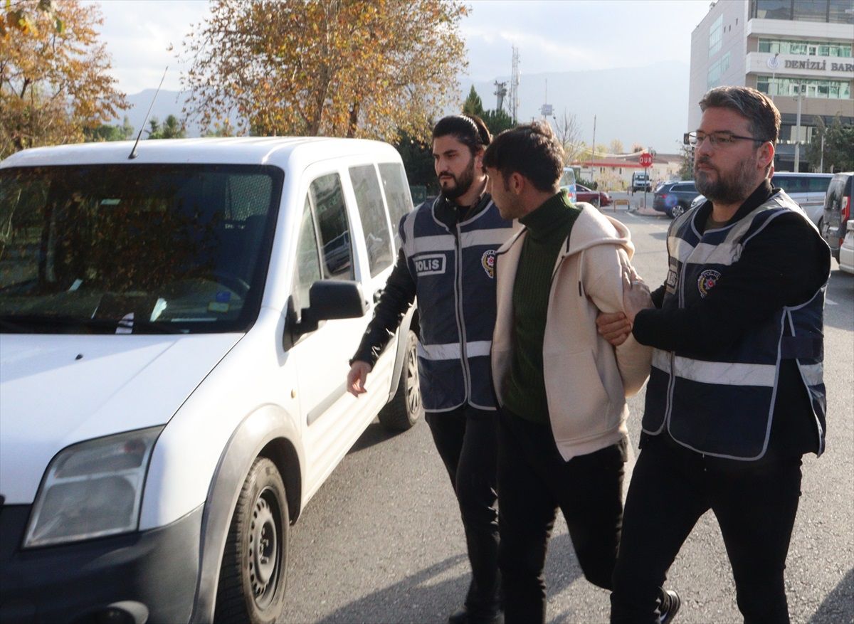 Denizli\'de Afganistan uyruklu arkadaşını öldüren şüpheli İzmir\'de yakalandı