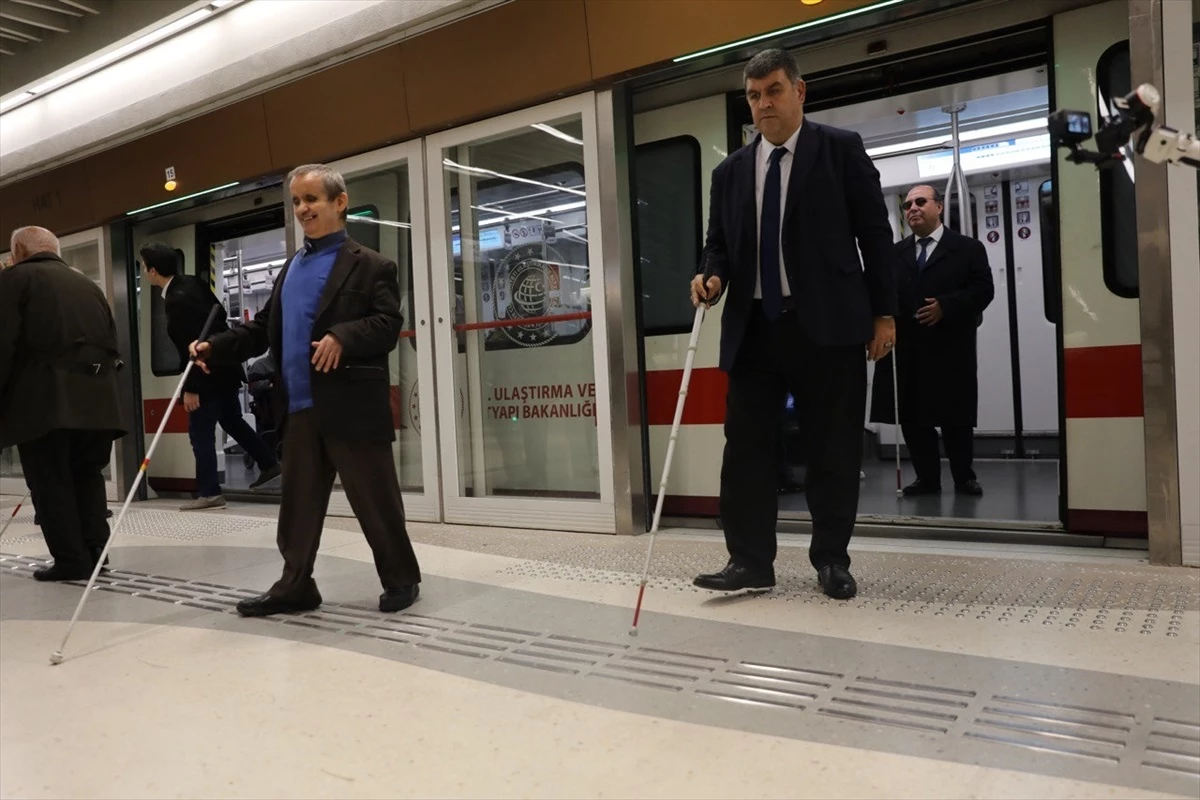 Engellilere İstanbul Havalimanı ve Metro Turu