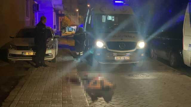 Evinde bıçaklanarak öldürülen yabancı uyruklu gencin katili yakalandı! Cinayeti eşini kıskandığı için işlemiş Evinde bıçaklanarak öldürülen yabancı uyruklu gencin katili yakalandı! Cinayeti eşini kıskandığı için işlemiş