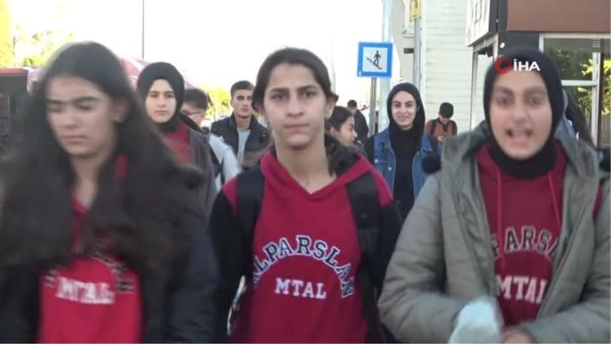 Hasköy Belediyesi Öğrencilere Ücretsiz Ulaşım Desteği Sağlıyor