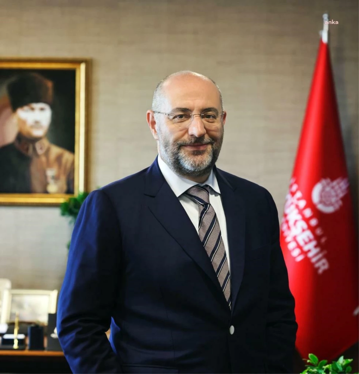 İBB Genel Sekreter Yardımcısı Gökce, İzmir Belediye Başkanı Adaylığı İçin İstifa Etti