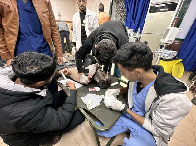 İsrail'in Gazze'ye saldırıları sonucu hayatını kaybedenlerin sayısı 178'e yükseldi