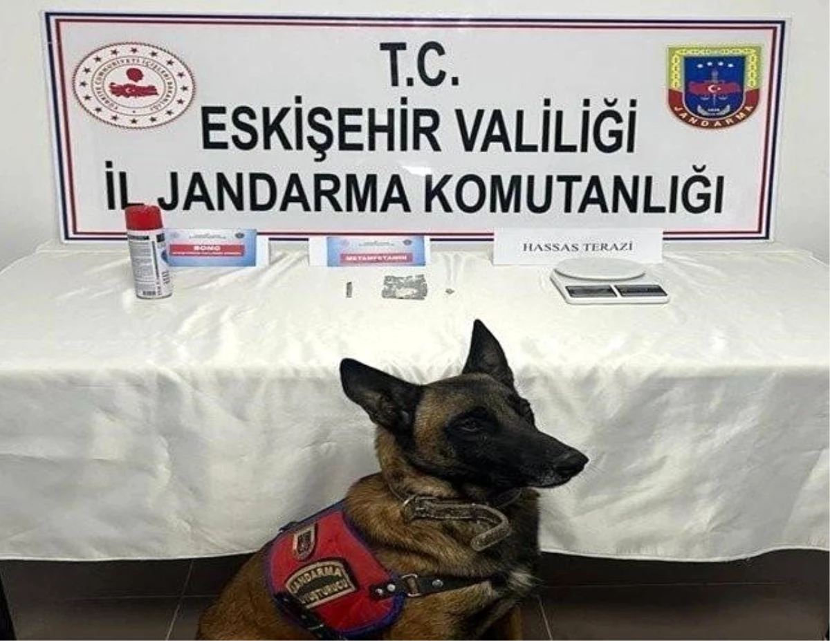 Eskişehir\'de Uyuşturucu Operasyonu: 5 Tutuklama