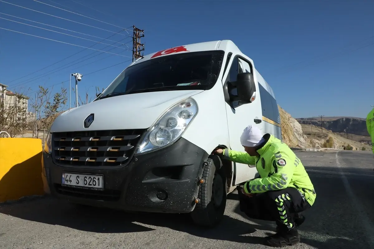 Malatya\'da kış lastiği denetimi yapıldı