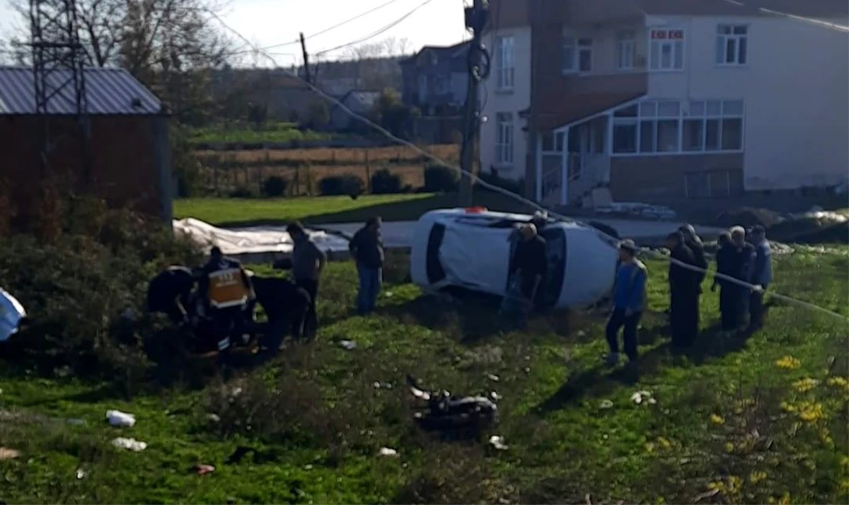 Samsun\'da otomobil takla attı: 2 yaralı