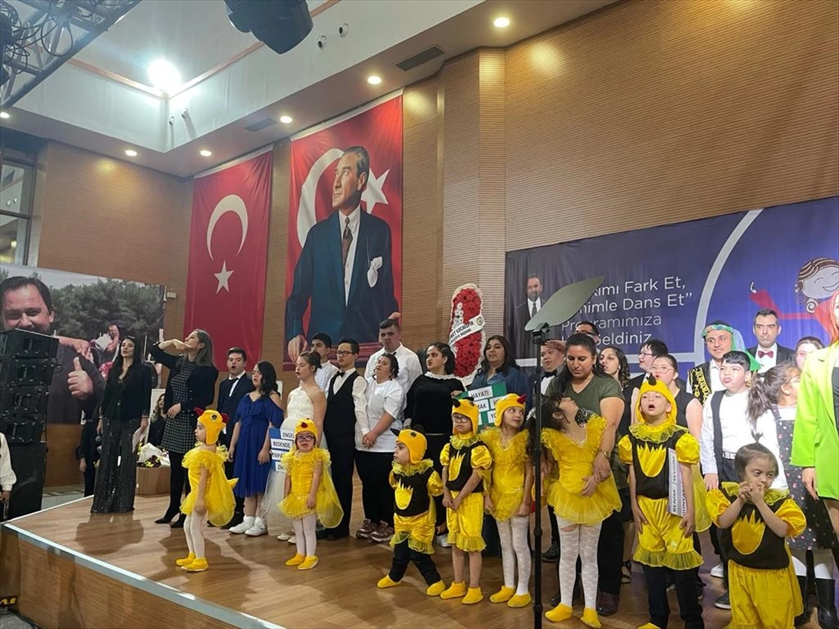 Adana\'da özel gereksinimli çocuklar ve aileleri bir araya geldi