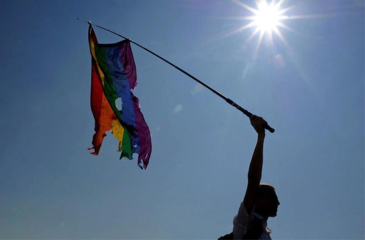 Rusya mahkemesinden LGBT yasağı: \'Büyük bir panik var\'