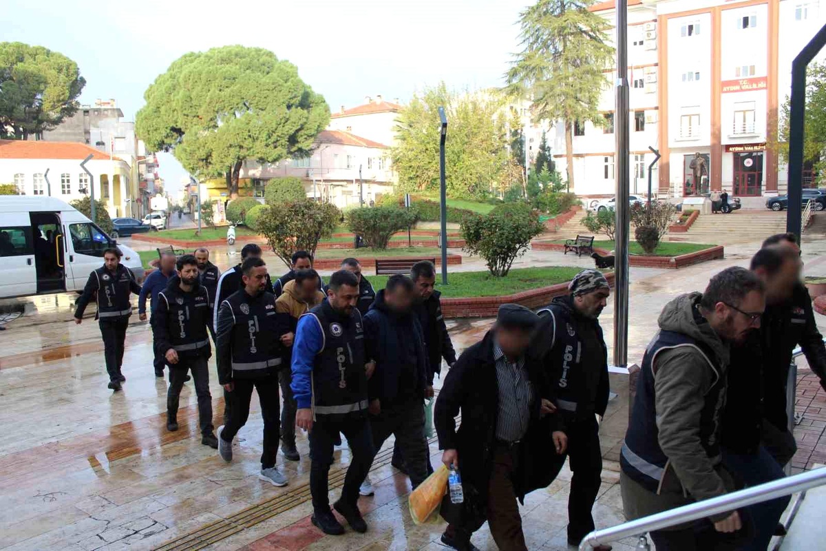 Aydın\'da emekli olmak için usulsüz rapor çetesi çökertildi