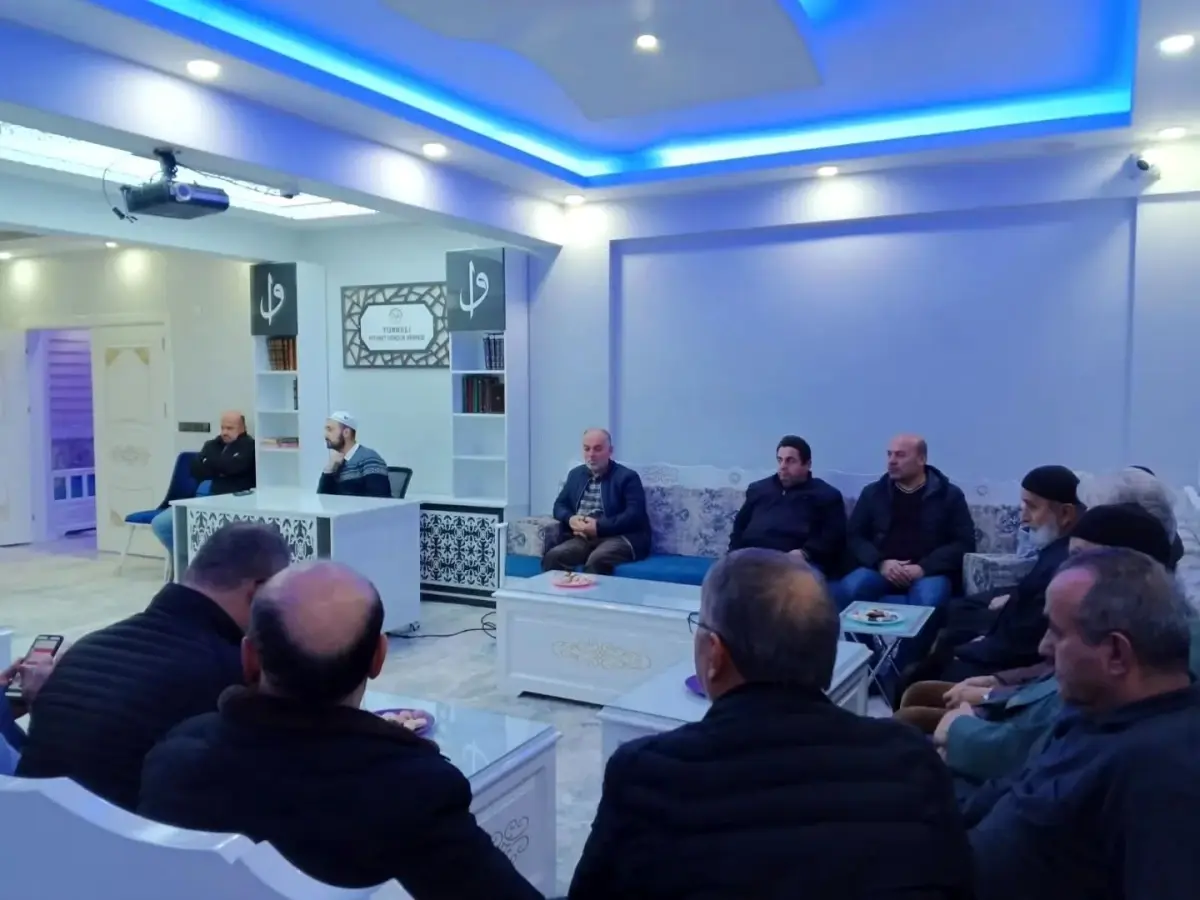 Türkeli İlçe Müftülüğü tarafından esnafa yönelik program düzenlendi