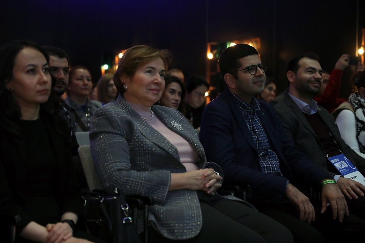 Türkiye\'nin kadın girişimcileri Slush 2023\'te yatırım çağrısı yaptı