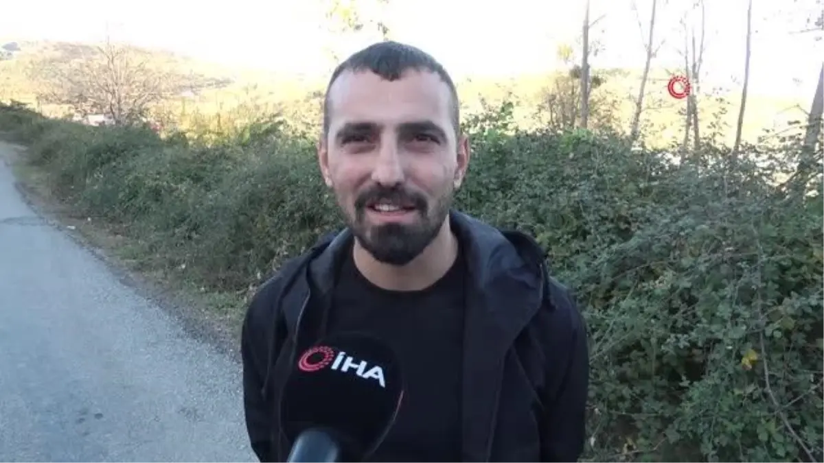 Samsun\'da Yamaç Paraşütçüsü Ağaçta Mahsur Kaldı