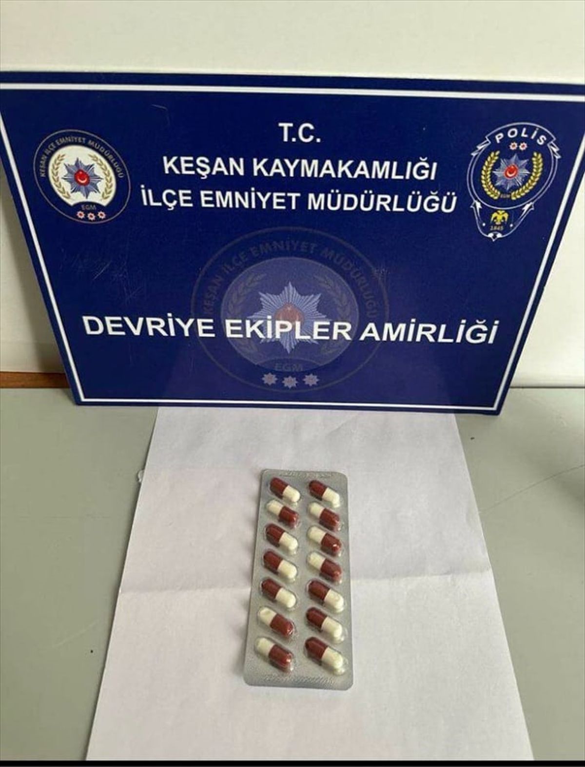 Edirne\'de uyuşturucu operasyonunda 10 şüpheli gözaltına alındı